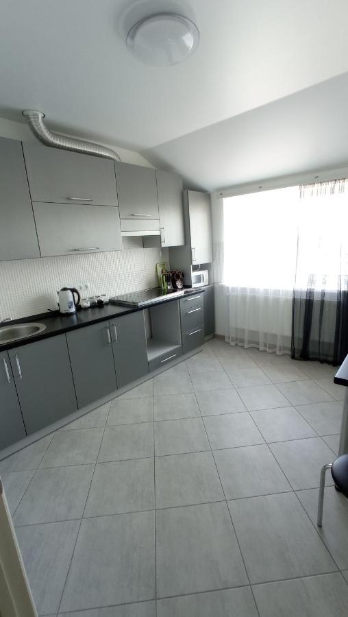 Apartament Buk Apartment Rivne Bagian luar foto